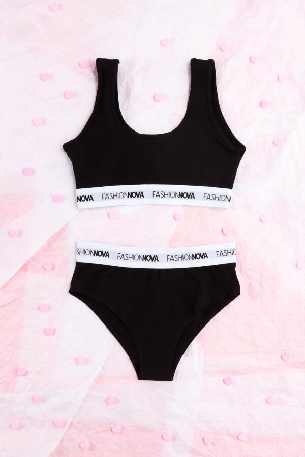 Ladies Kit Black and White Set