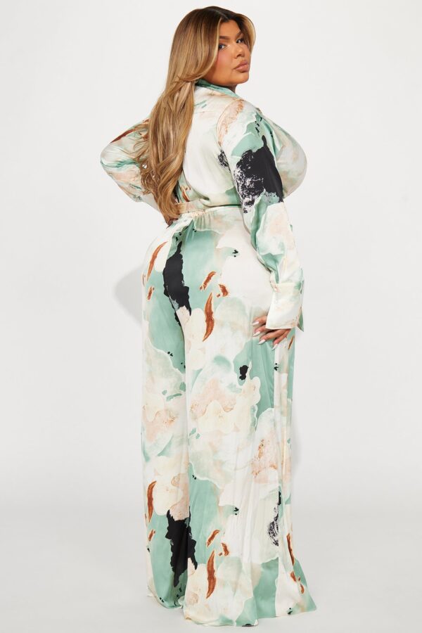 Jumpsuit with a satin