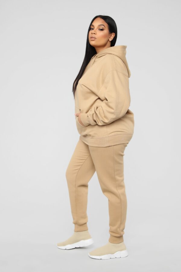 Nude Pants with oversized