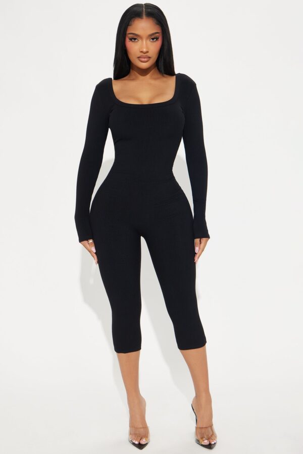 Jumpsuit with a square neck