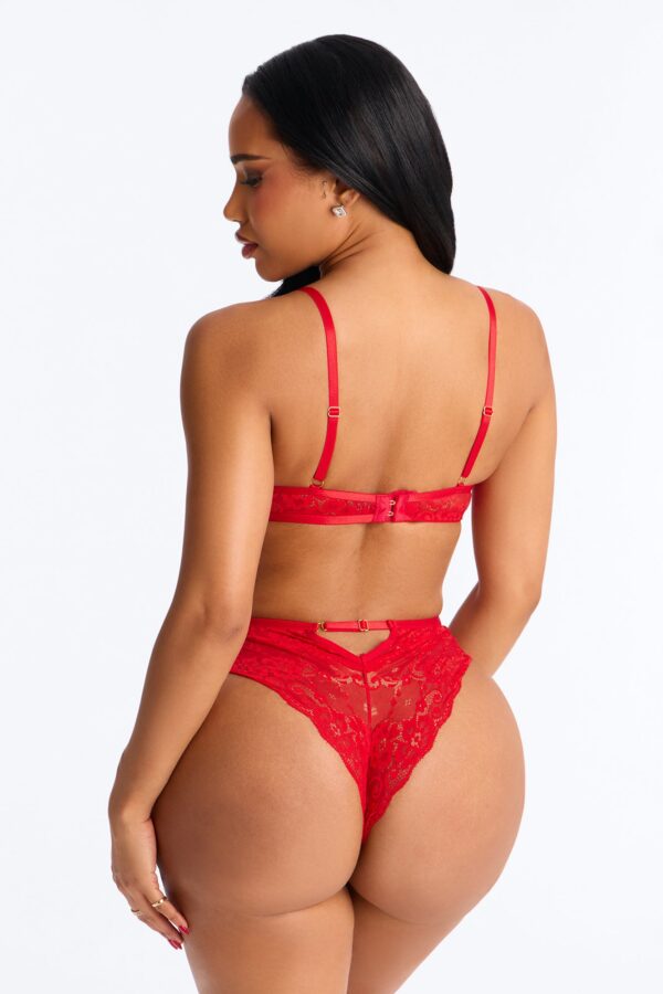 Piece in Red 90% polyamide