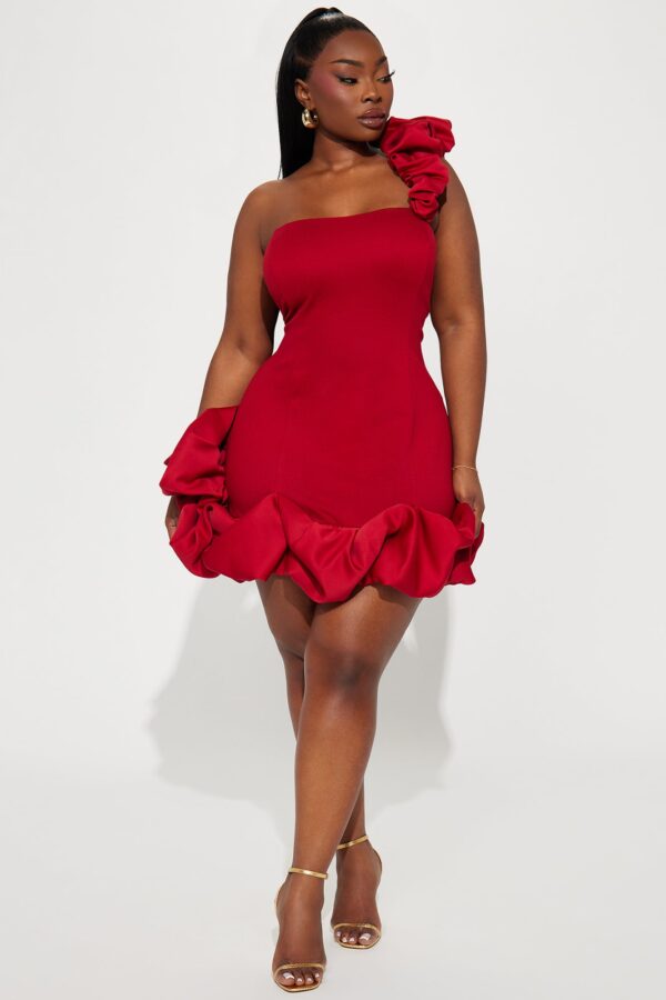 One-Shoulder Dress in Red