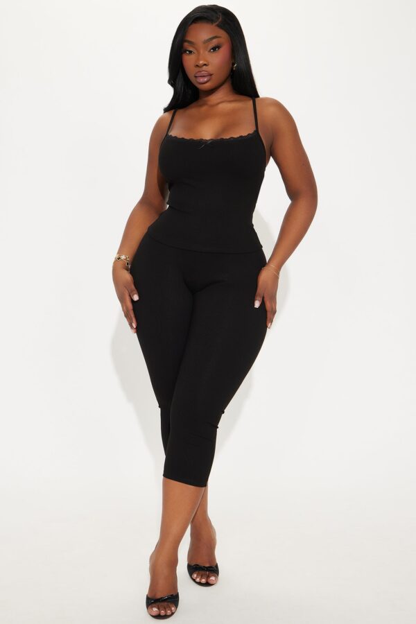 Square-Neck Leggings