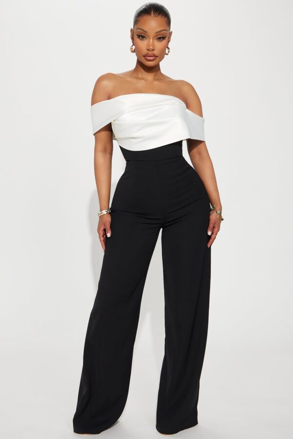 Jumpsuit in Black and White 100% polyester
