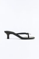 Jezabell Bow Thong Kitten Heels - Black
