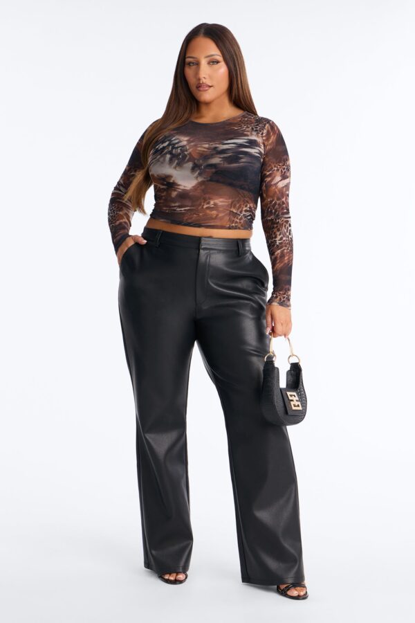 Top in Brown 95% polyester