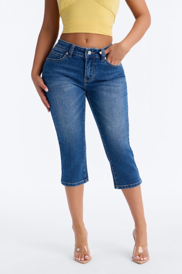Pants with cropped