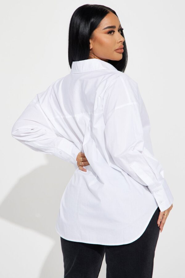 Shirt with an oversized