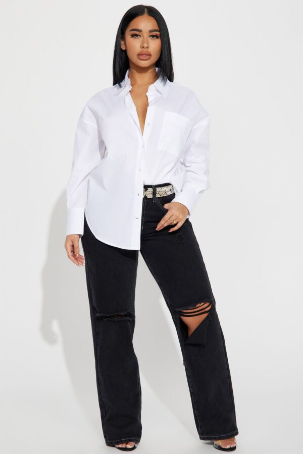 Shirt with an oversized
