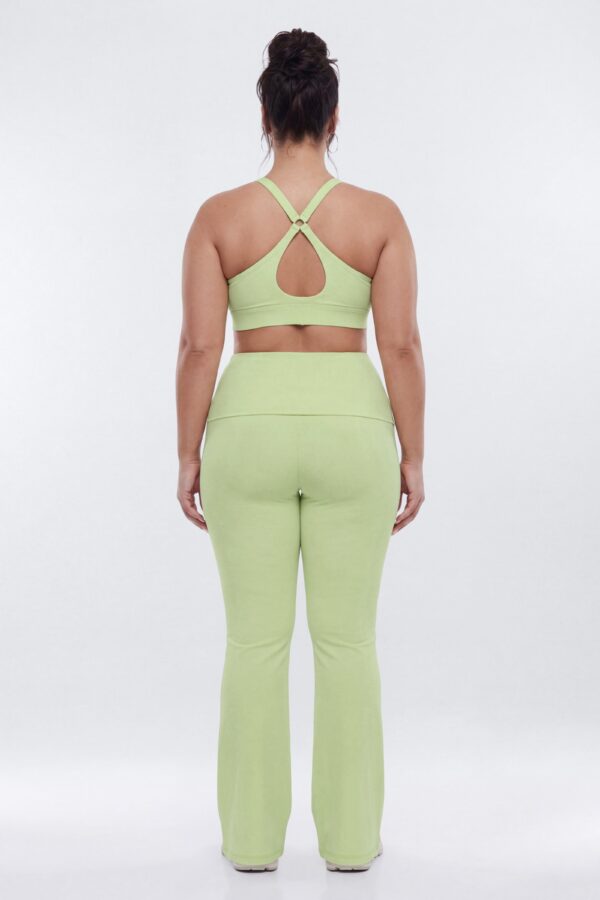 Piece in 82% polyester and 18% spandex