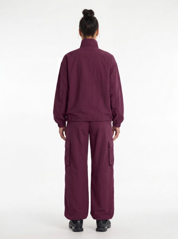 Pants in 100% nylon