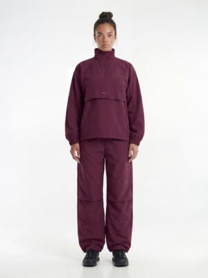Pants in 100% nylon