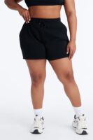 Shorts in Black 100% polyester