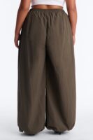Green Wide-Leg Pants