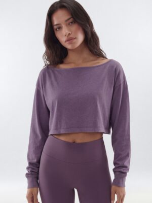 Top with a drop-shoulder cut