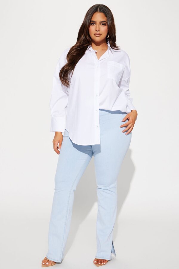 Shirt with an oversized