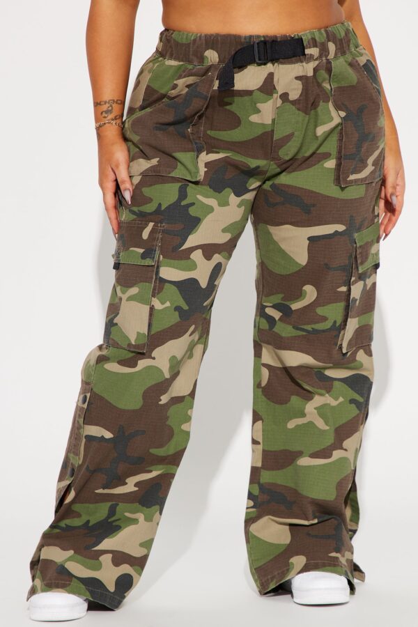 Pants in Olive 100% cotton