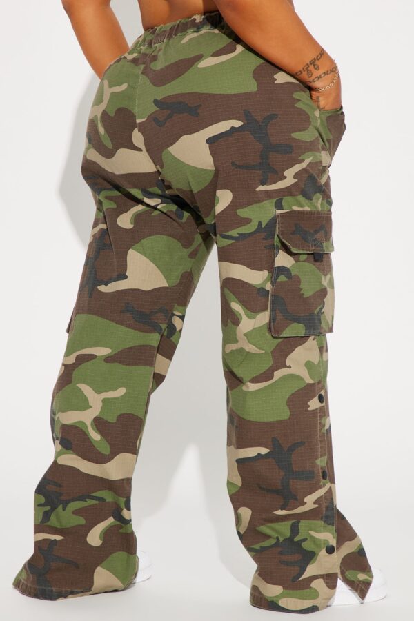 Pants in Olive 100% cotton