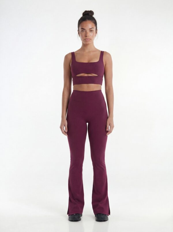 Leggings in 81% nylon and 19% spandex