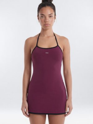 Dress in 81% nylon