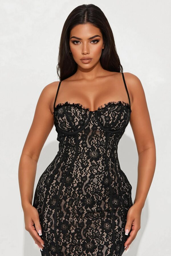Dress in Black 60% cotton