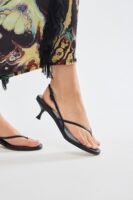 Looking Fab Kitten Heels - Black
