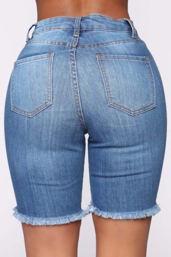 Shorts in 83% cotton