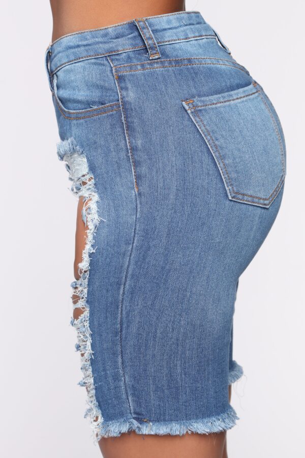 Shorts in 83% cotton
