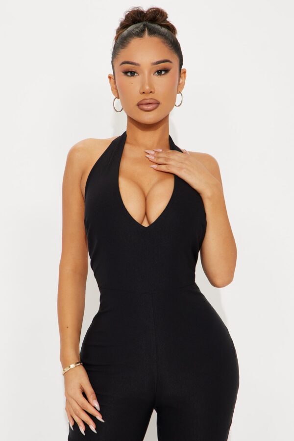 Jumpsuit in Black 77% rayon