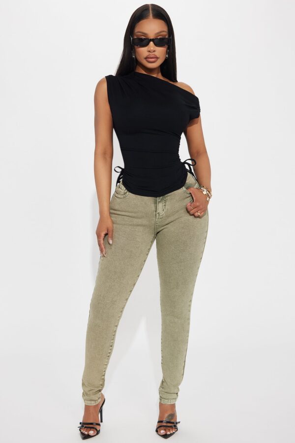 Black One-Shoulder Top