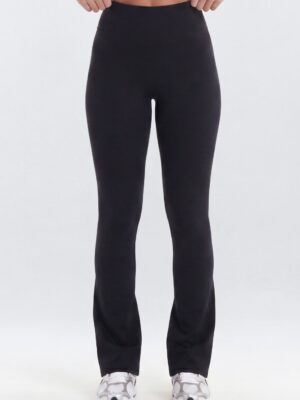 Pants in Black 67% nylon