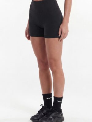 Shorts in Black 82% polyester