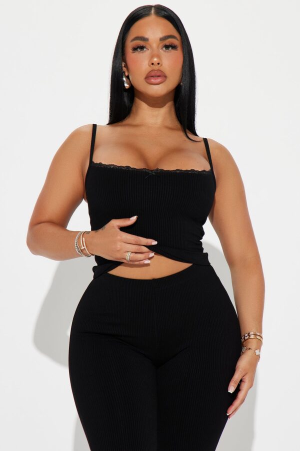 Square-Neck Leggings
