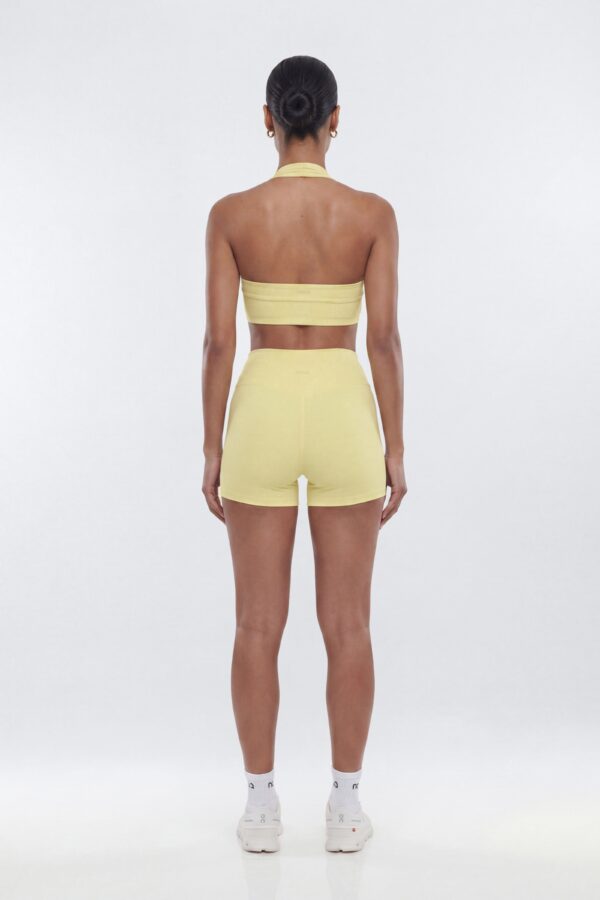 Shorts in Yellow 82% polyester
