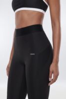 Leggings in Black 77% polyester