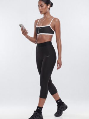 Leggings in Black 77% polyester
