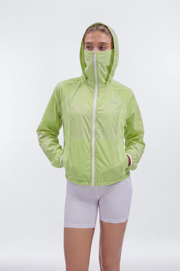 Jacket in 100% nylon