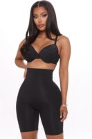 Shorts in Black 59% nylon