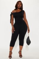 Jumpsuit with an one shoulder