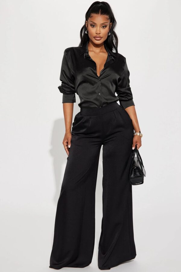 Shirt in Black 97% polyester