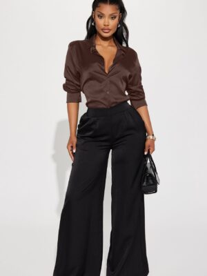 Shirt in Chocolate 97% polyester