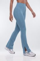 Leggings in Indigo 81% nylon and 19% spandex