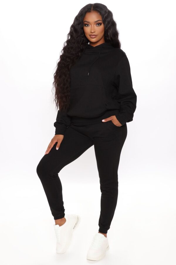 Pants in Black 60% cotton