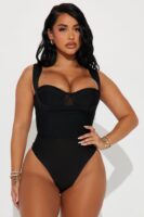 Bodysuit with contrast trim