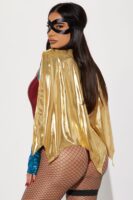 Set with a zip front