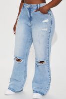 Wondering Why Ripped Straight Leg Jeans - Medium Wash