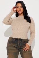 Sweater with a cropped