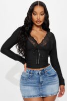 Top in Black 82% nylon