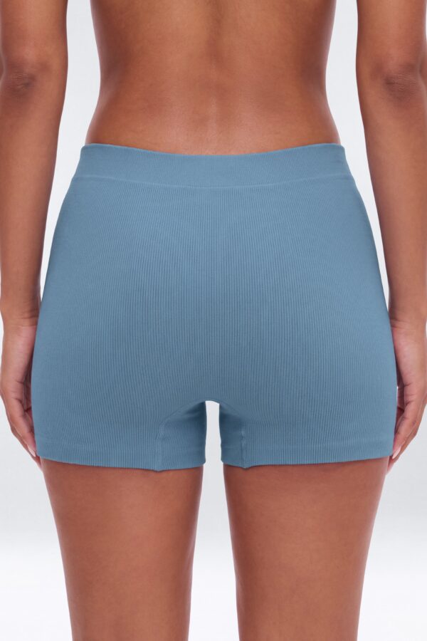 Shorts in Indigo 79% cotton