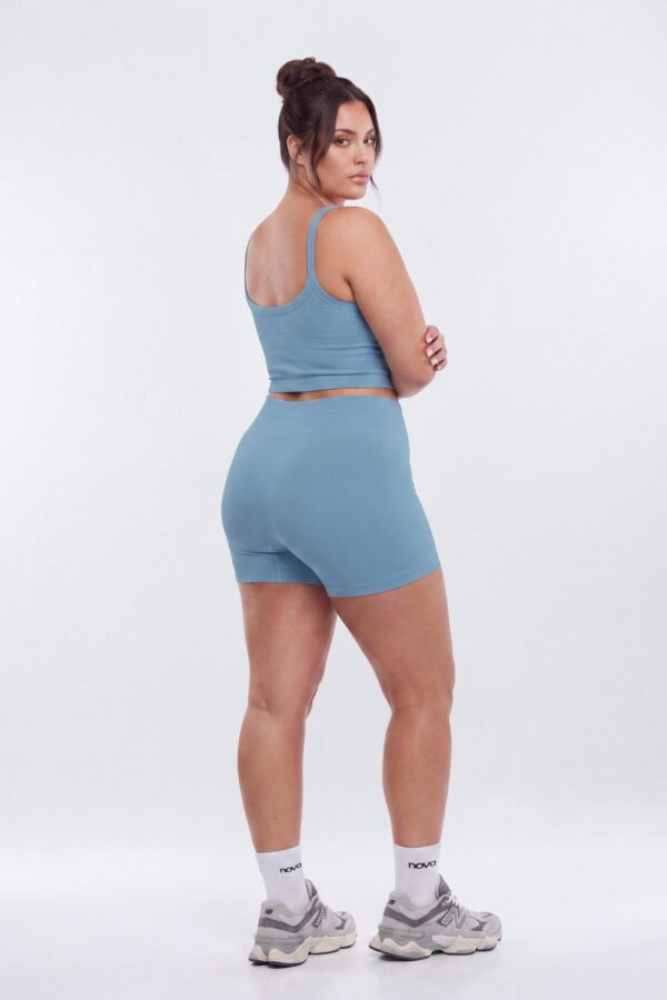 Shorts in Indigo 79% cotton